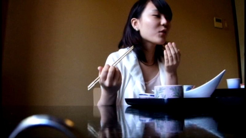 春休みSEX漬け旅行 赤い淫唇、熱い肢体、大学生あおい