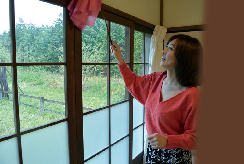 甥っ子の寝取り計画〜●い時から優しくしてくれた地方の叔母を夜●いしたら… 八上寿々音