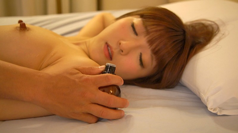 発情するカラダ 媚薬セックス 佐倉絆