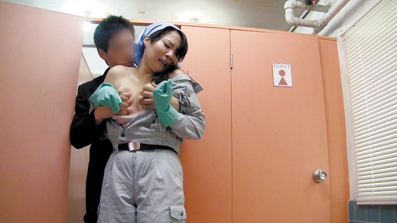 働くおばさんを口説いて猥褻行為 20名240分スペシャル