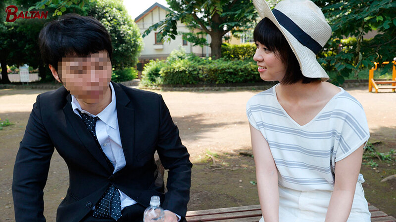 【ベストヒッツ】天使のように純潔な見た目をした彼女はぶっ壊れセックスカルトビッチ もなみ鈴【アウトレット】