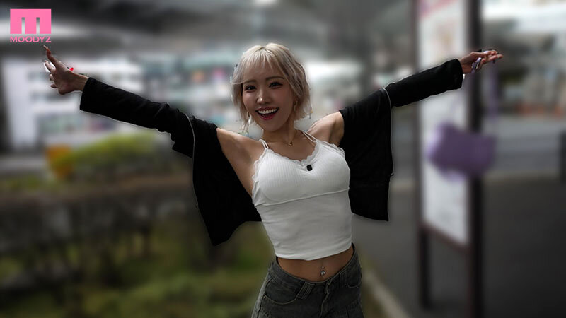地方出張先で若くて可愛いギャルビッチと相部屋お泊り不倫 バカ楽しいドライブデートしてホテルで無制限生姦1泊2日 春陽モカ (BOD)