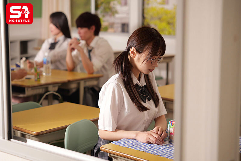 「いつでもオマ●コ使ってくださいね」 ハブられたくない女子●生はカラダでクラスメートに媚びへつらう。 兒玉七海 (BOD)
